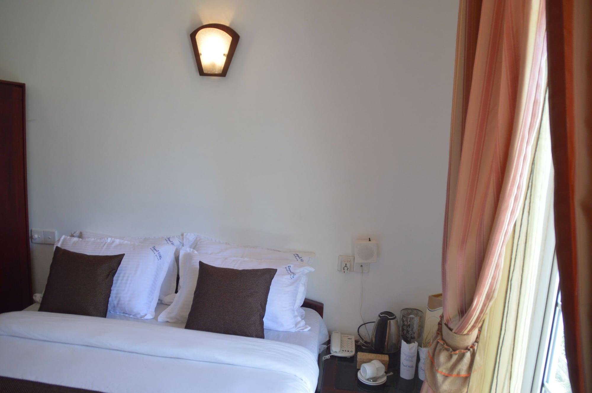 Hotel Royal Hills Nuwara Eliya Exterior foto